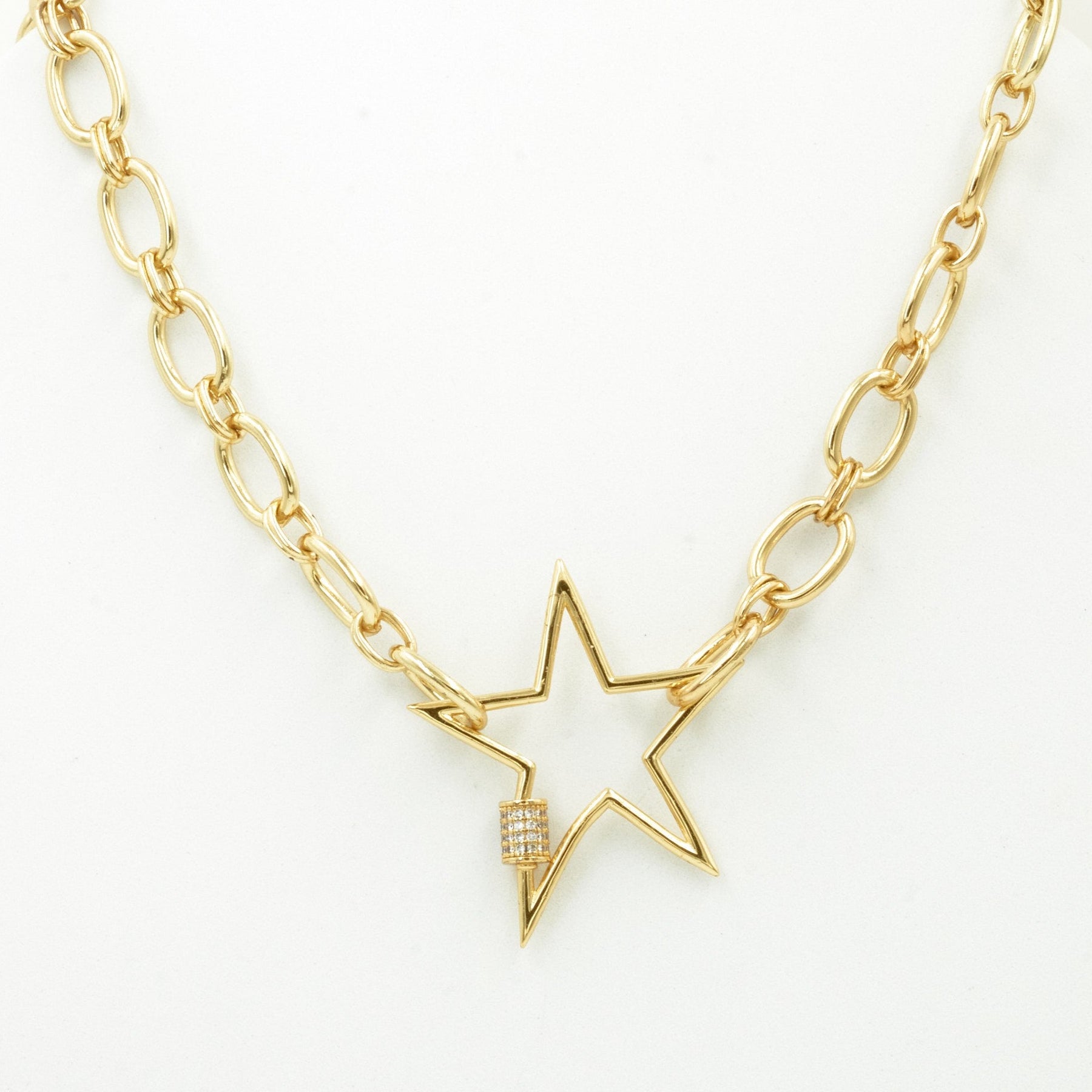 Collar Choker Estrella con Broche